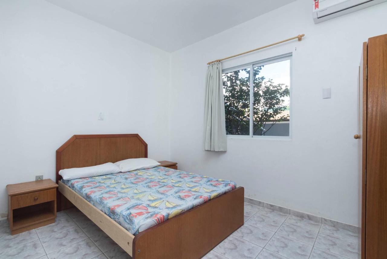 Apartamento Ferias De Verao 02 Leilighet Bombinhas Eksteriør bilde